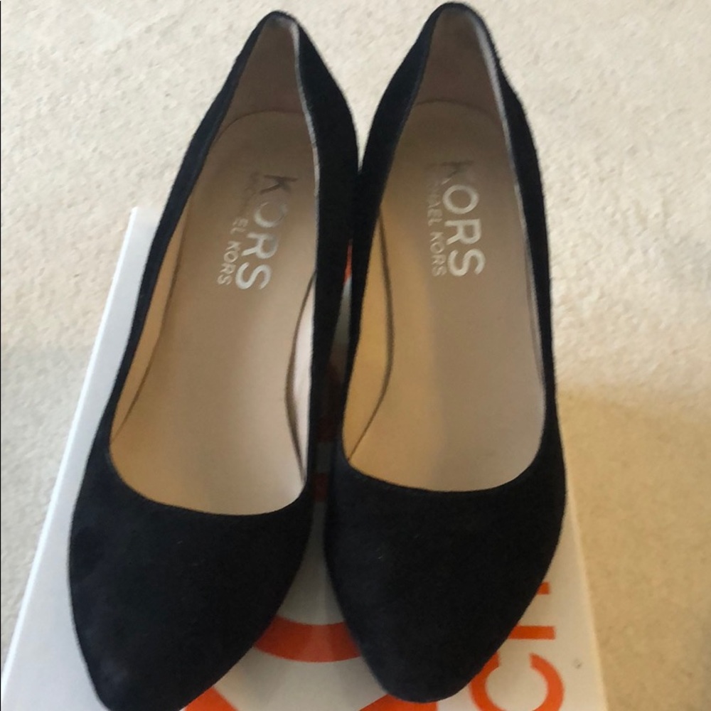 Michael Kors suede wedge 7.5